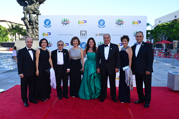 Dr. Haidostian, Mrs. Haidostian, AMAA Board Chairman Dr. Nazareth Darakjian, HU Board Chair  Dr. Ani Darakjian, Tina Segel, Harry Nadjarian, Dr. Liliana Filian & AMAA West Coast Executive Director Levon Filian