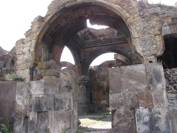 Ruins of church at Teghenyats Monastery