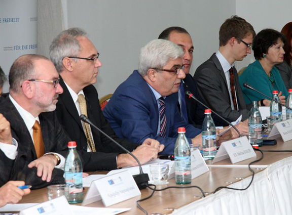 Participants of the "NATO-Armenia Cooperation: New Objectives and Perspectives,” conference at a meeting with reporters in Yerevan (Source: Public Radio of Armenia)