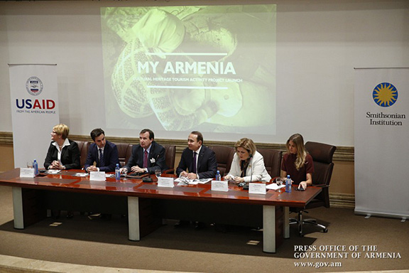 Representatives of USAID, the Smithsonian Institute, and other government and private sector groups discuss the newly revealed "My Armenia" Project (Source: Gov.am)
