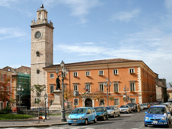 L'Aquila city hall (Source: Public Radio of Armenia)