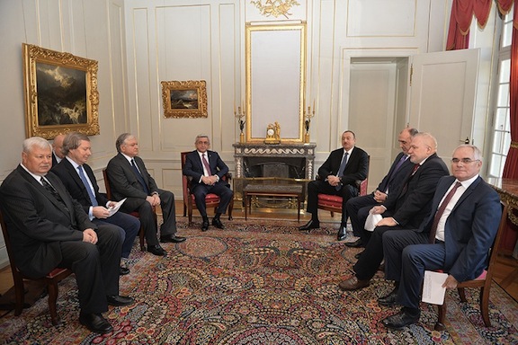 Presidents Sarkisian and Aliyev, with the OSCE Minsk Group co-chairmen in Bern, Switzerland