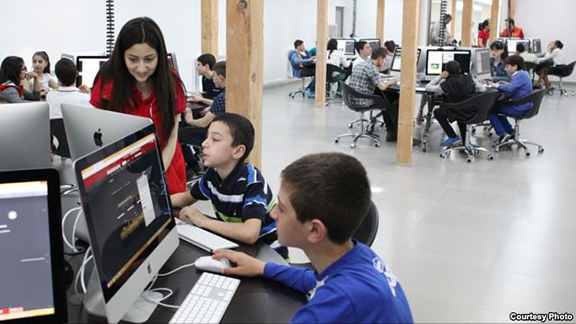  Students at the newly opened Gyumri branch of the Tumo Center for Creative Technologies. (Source: Tumo.org)