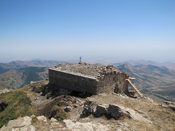 Land of mountains: Kataro monastery on Dizapayt mountain