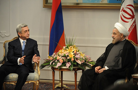 President Sarkissian and Iranian President Rouhani at a previous meeting. (Source: Public Radio of Armenia) 