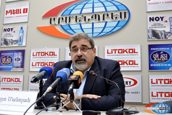 ARF Bureau member Giro Manoyan at a press conference held by "Armenpress". (Source: Armenpress)