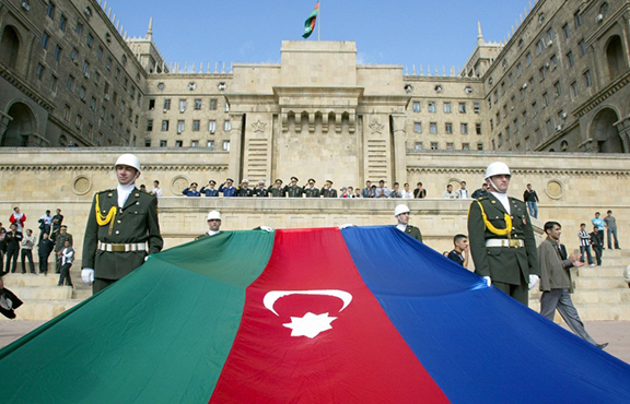 Azerbaijani military in front of the parliament building in Baku. (Source: AP Photo/Shakh Aivazov)