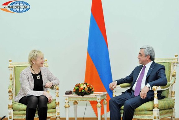 Foreign Minister Wallstrom with Preisdent Serzh Sarkisian. (Source: Armenpress) 