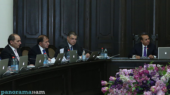 The recent cabinet meeting that adopted the Draft Electoral Code. (Source: Panorama.am)