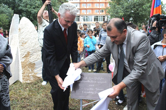 LA City Councilman Paul-Krekorian unveles the Los Angeles-Shushi Friendship Square during his visit to Artsakh in 2014