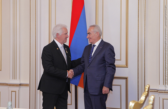 U.S. Congressman Jim Costa and Armenian National Assembly Speaker Galust Sahakyan (Photo: Parliament.am)
