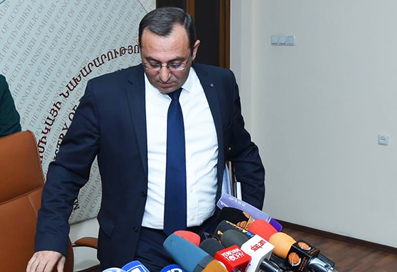 Armenia's acting Economy Minister Artsvik Minasyan at a press conference Friday