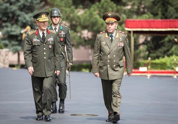 Top Russian and Turkish military leaders in Ankara on Thursday