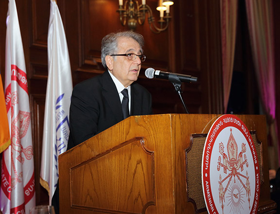 Western Prelacy Executive Council chairman Vahe Hovaguimian