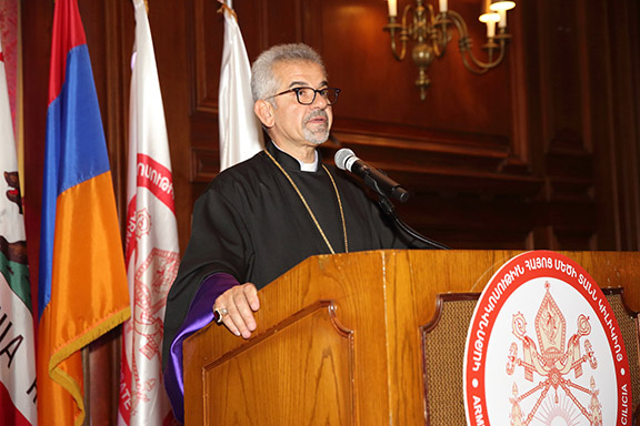 Prelate Mardirossian addresses the banquet