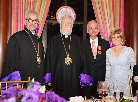 Dr. and Mrs. Vatche & Shoushig Cabayan with the Catholicos