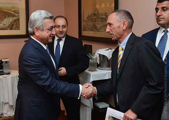 Sarkisian meets Howard Stevenson, President and CEO of Lydian International on Tuesday (Photo: president.am)