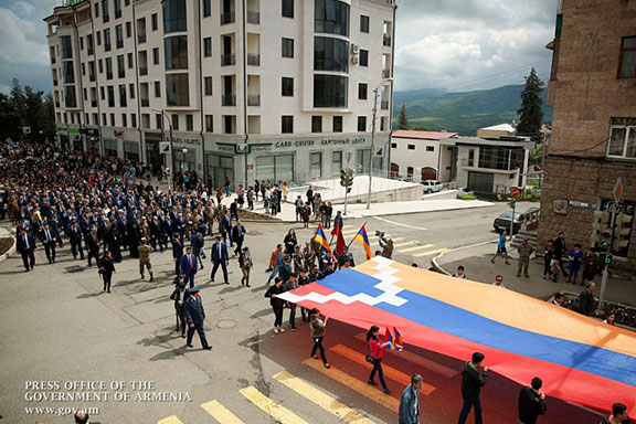 Armenia, Azerbaijan Mark One-Year Anniversary Of Start Of Karabakh War