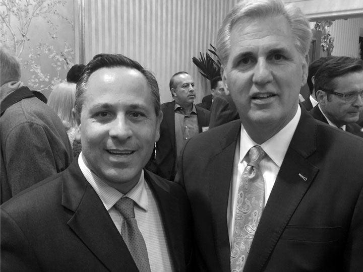 U.S. House Majority Leader Kevin McCarthy (R-CA) and ANCA Chairman Raffi Hamparian discussing Armenian American concerns.